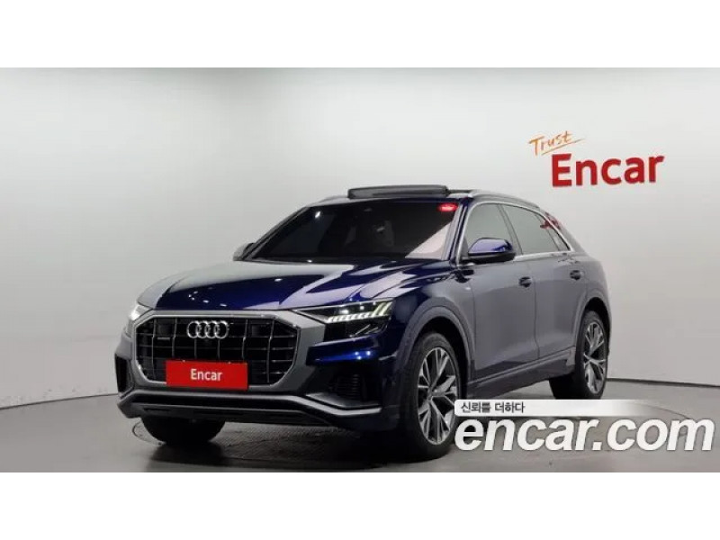 Audi Q8 2021 г.
