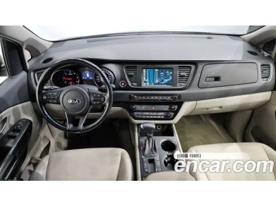 KIA Carnival 2020 г.
