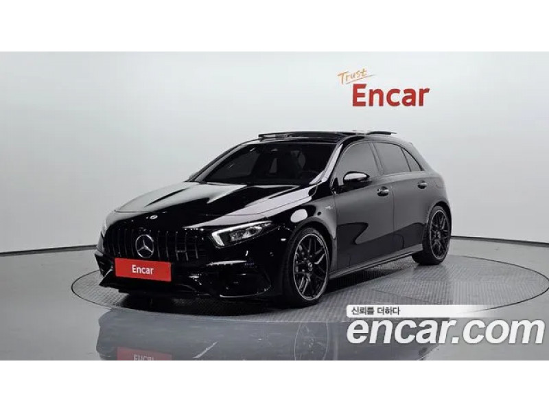 Mercedes Benz A-Class 2023 г.