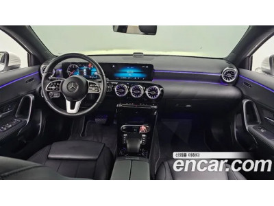 Mercedes Benz A-Class 2022 г.