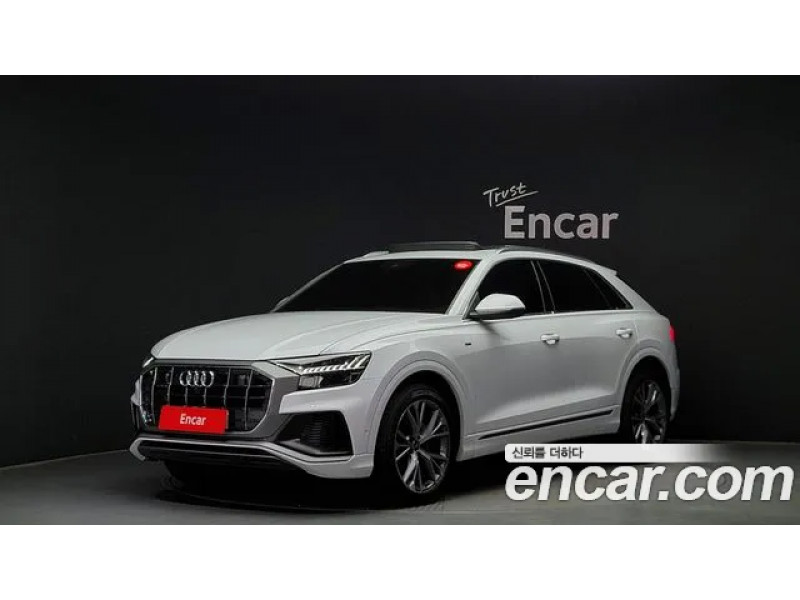 Audi Q8 2021 г.