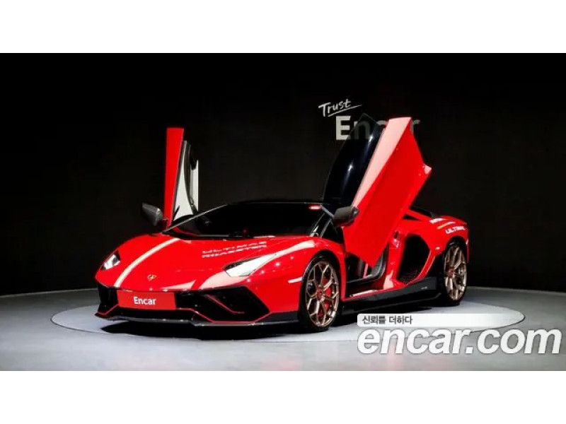 Lamborghini Aventador 2022 г.