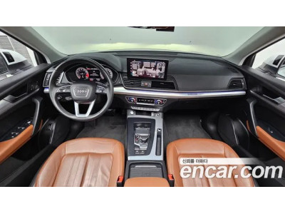 Audi Q5 2021 г.
