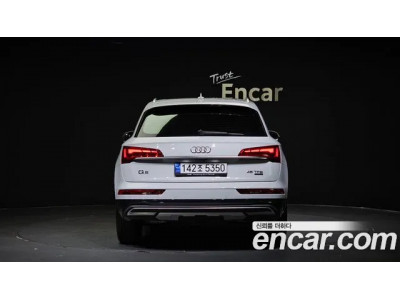 Audi Q5 2021 г.