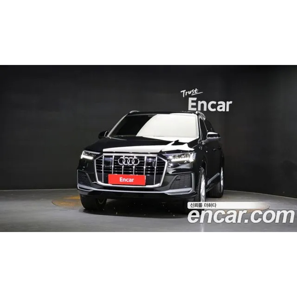 Audi Q7 2022 г.