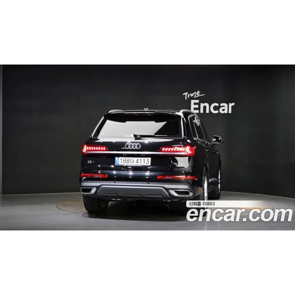 Audi Q7 2022 г.