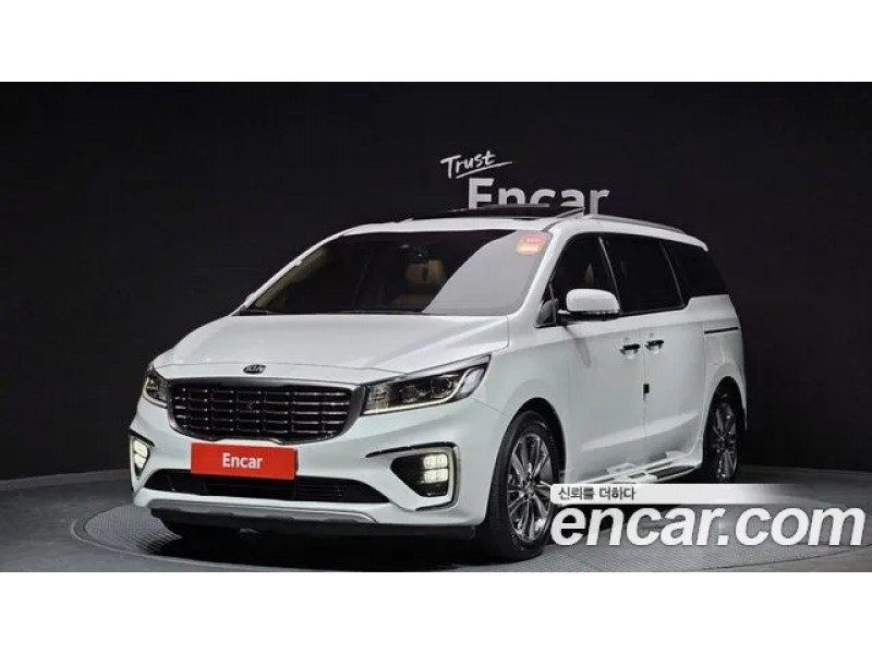 KIA Carnival 2020 г.