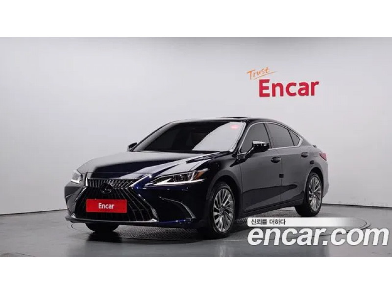 Lexus Is 2024 г.