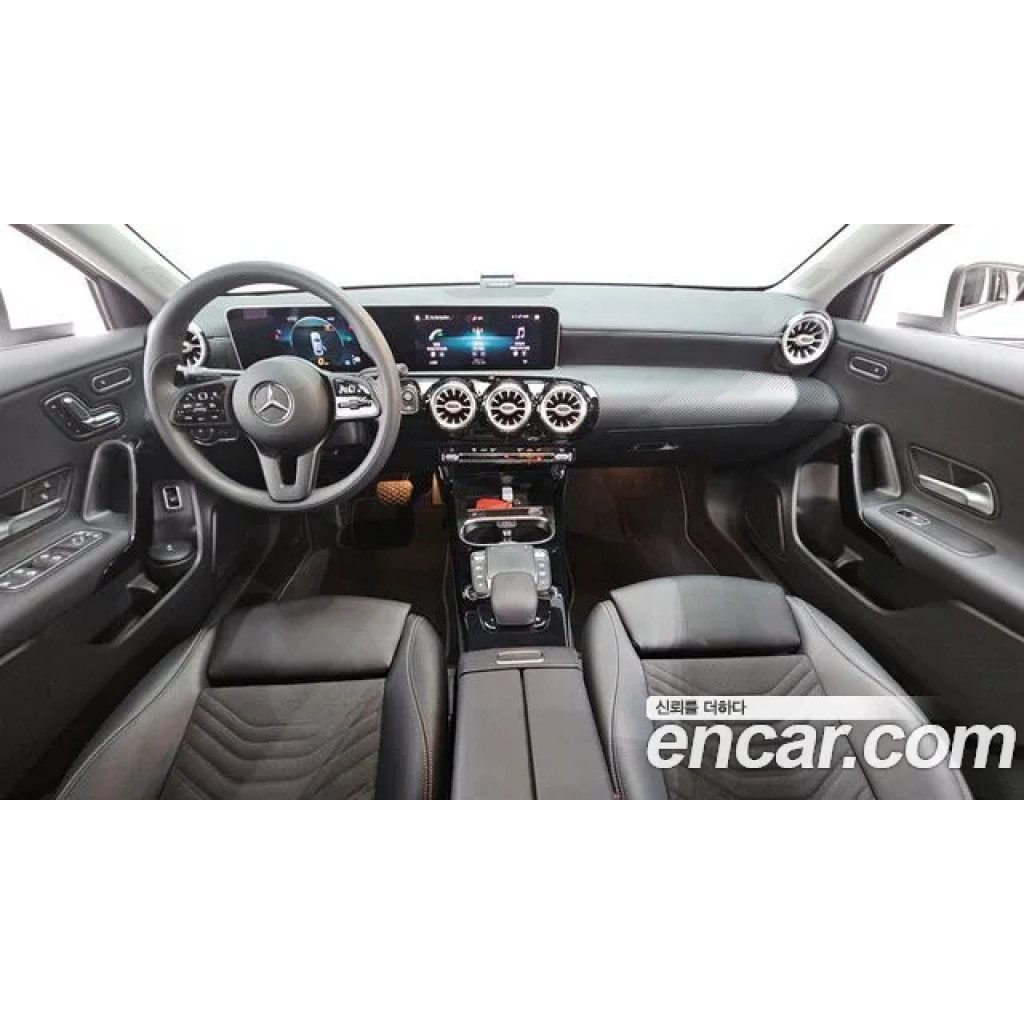 Mercedes Benz A-Class 2020 г.