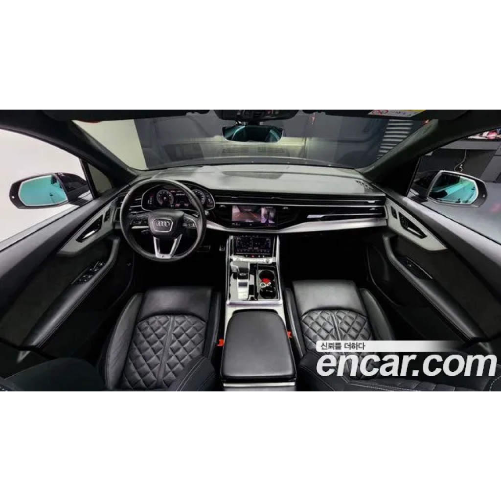 Audi Q7 2022 г.