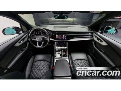 Audi Q7 2022 г.
