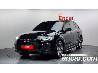 Audi Q7 2022 г.