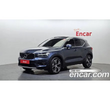 Volvo XC40 2021 г.