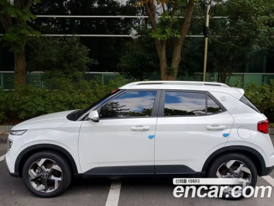 Hyundai Venue 2022 г.