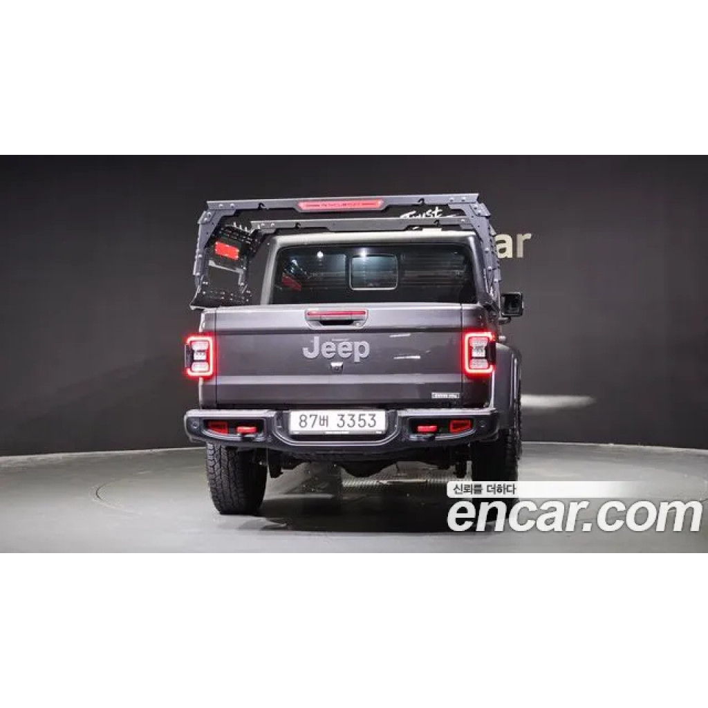 Jeep Gladiator 2021 г.