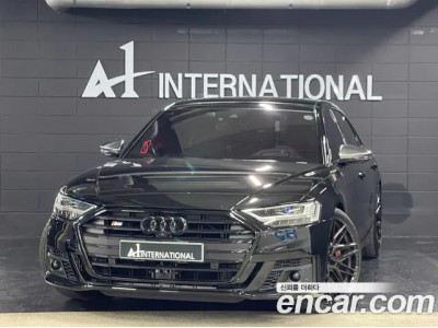 Audi S8 2021 г.