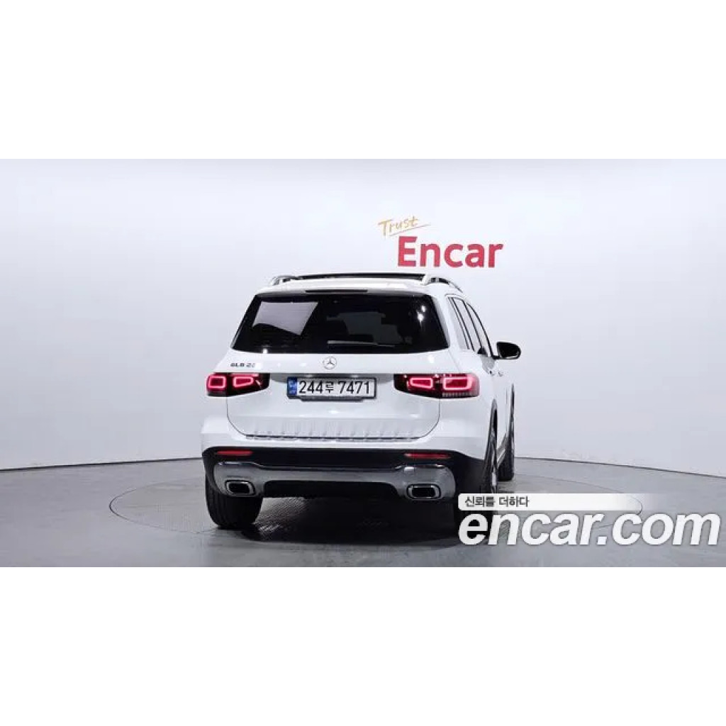 Mercedes Benz GLB-Class 2020 г.
