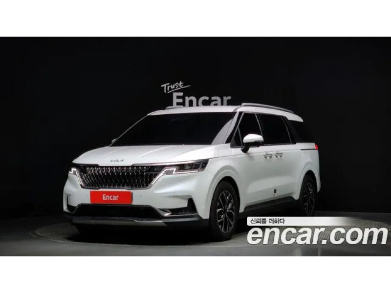 KIA Carnival 2023 г.