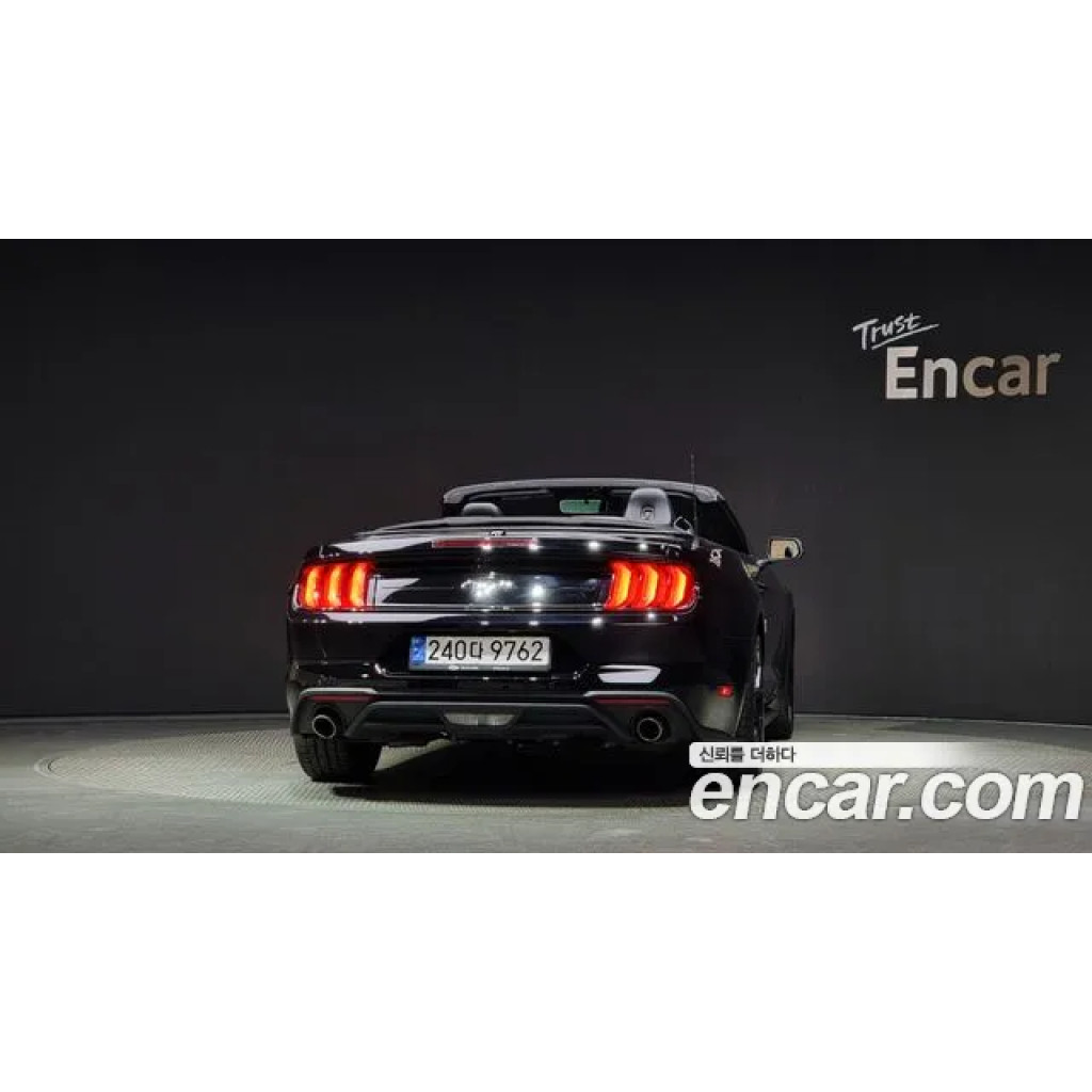 Ford Mustang 2021 г.
