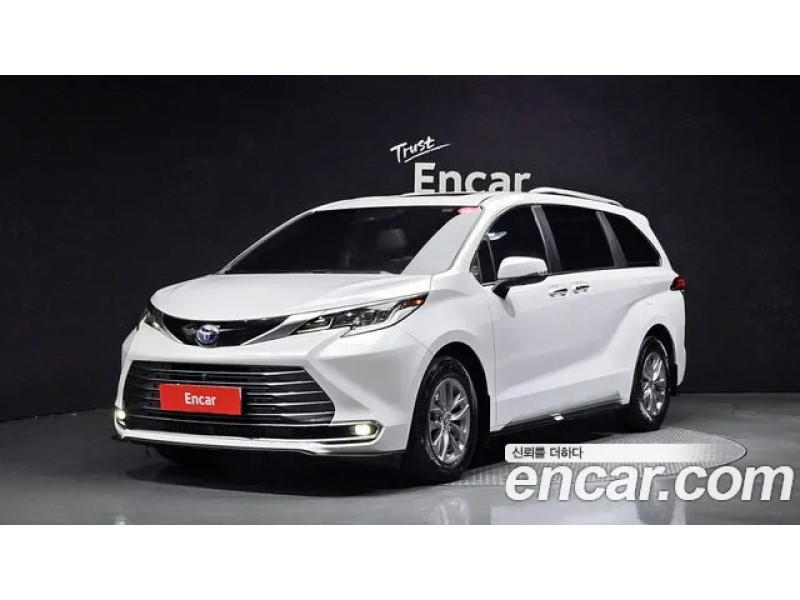Toyota Sienna 2022 г.
