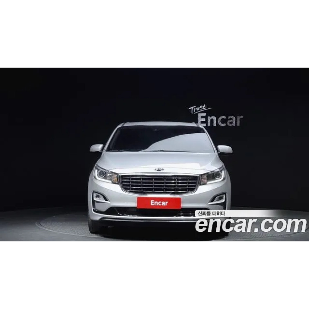 KIA Carnival 2020 г.