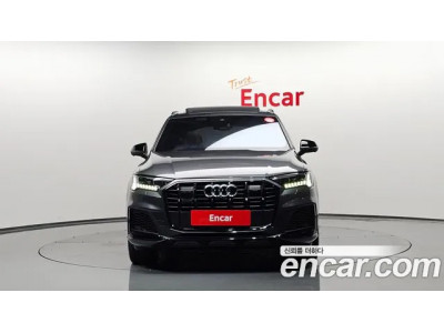 Audi Q7 2023 г.