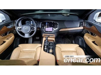 Volvo XC90 2020 г.