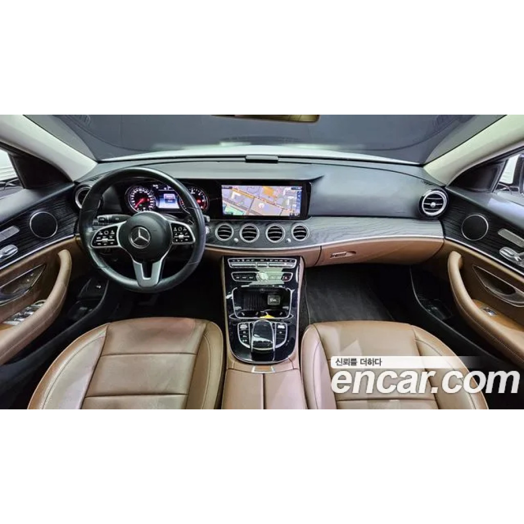 Mercedes Benz E-Class 2020 г.