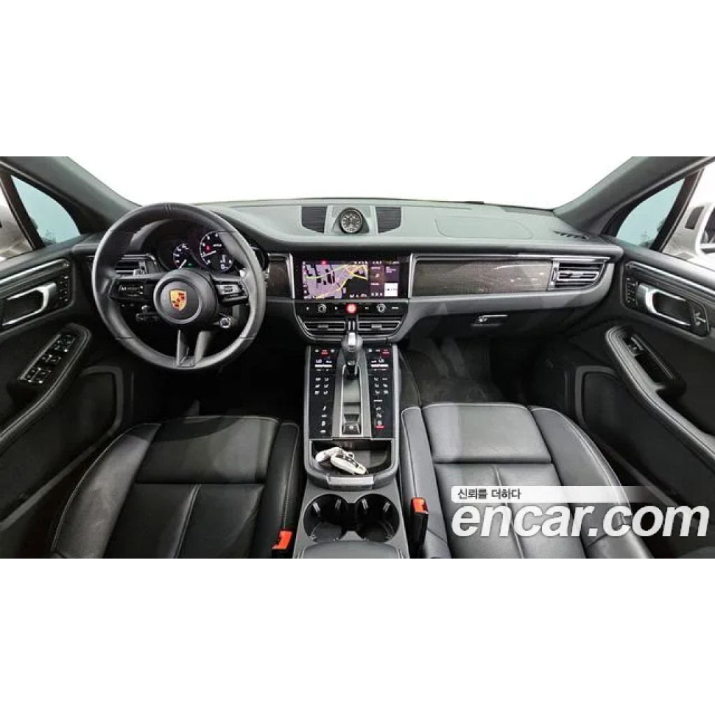 Porsche Macan 2023 г.