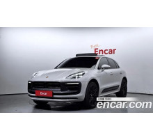 Porsche Macan 2023 г.