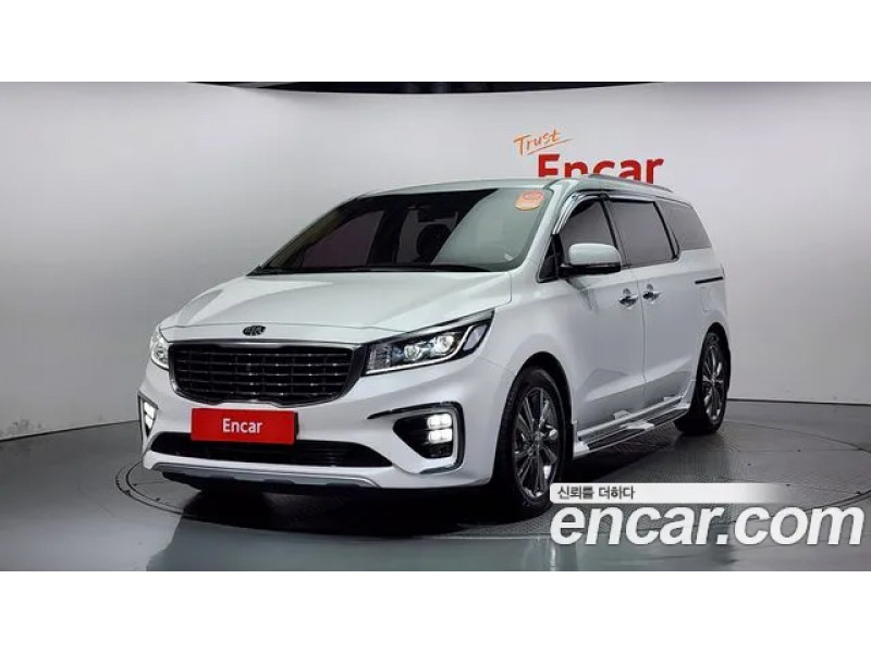 KIA Carnival 2020 г.