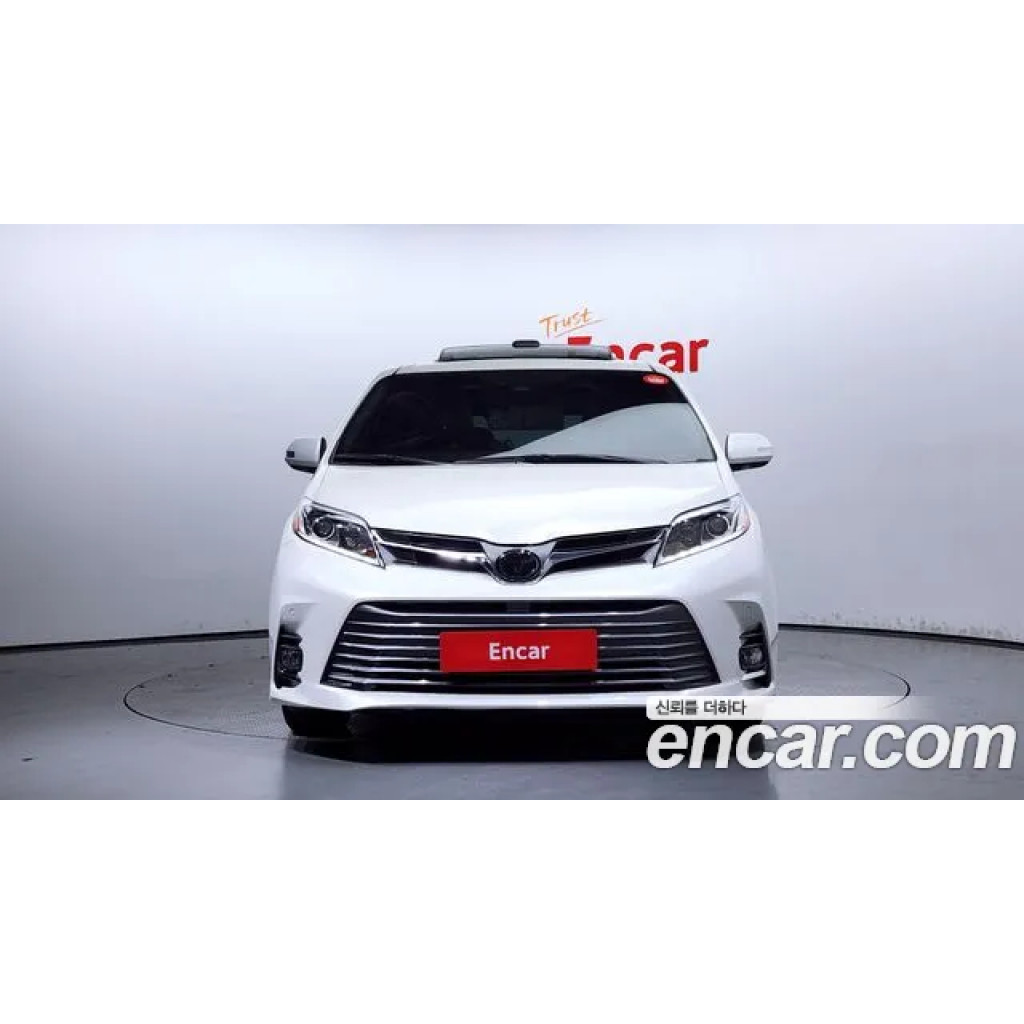 Toyota Sienna 2020 г.