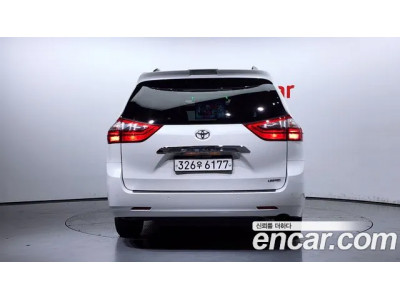 Toyota Sienna 2020 г.
