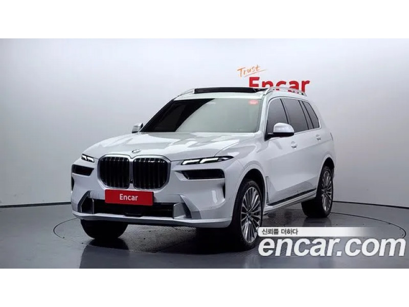 BMW X7 2024 г.