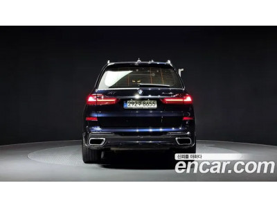 BMW X7 2021 г.