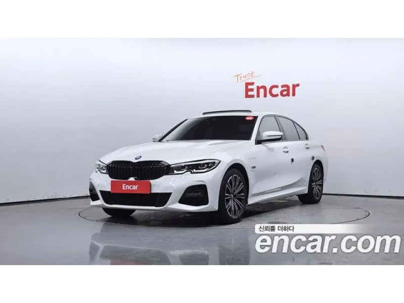 BMW 3 Серии 2022 г.