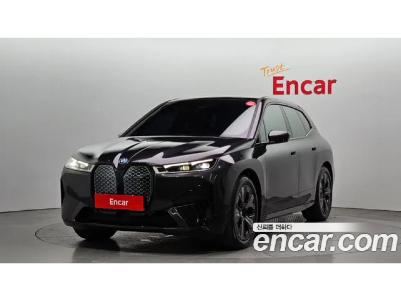 BMW iX 2023 г.