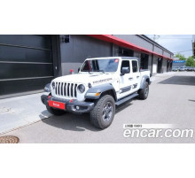 Jeep Gladiator 2022 г.