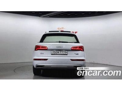 Audi Q5 2020 г.