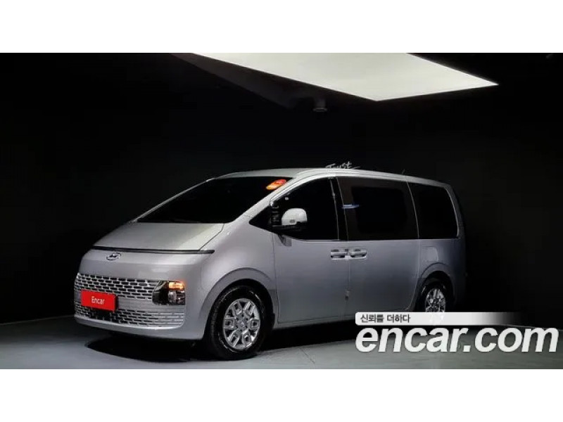 Hyundai Staria 2024 г.