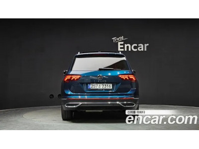 Volkswagen Tiguan 2023 г.