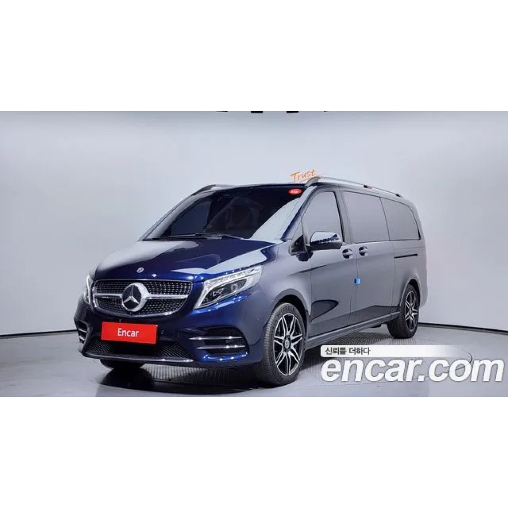 Mercedes Benz V-Class 2022 г.