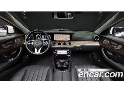 Mercedes Benz E-Class 2020 г.