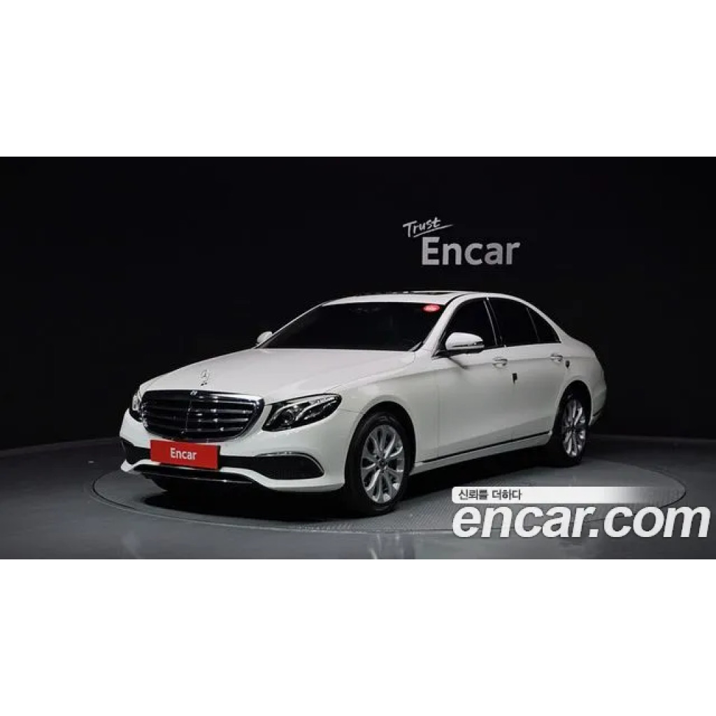 Mercedes Benz E-Class 2020 г.