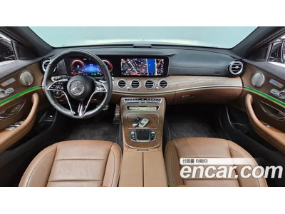 Mercedes Benz E-Class 2023 г.
