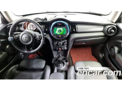 Mini Cooper 2020 г.