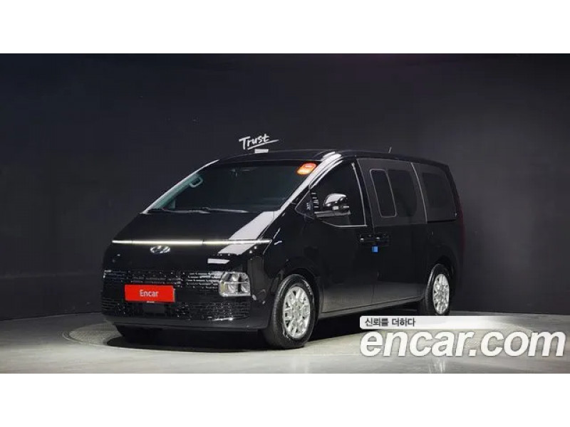 Hyundai Staria 2023 г.
