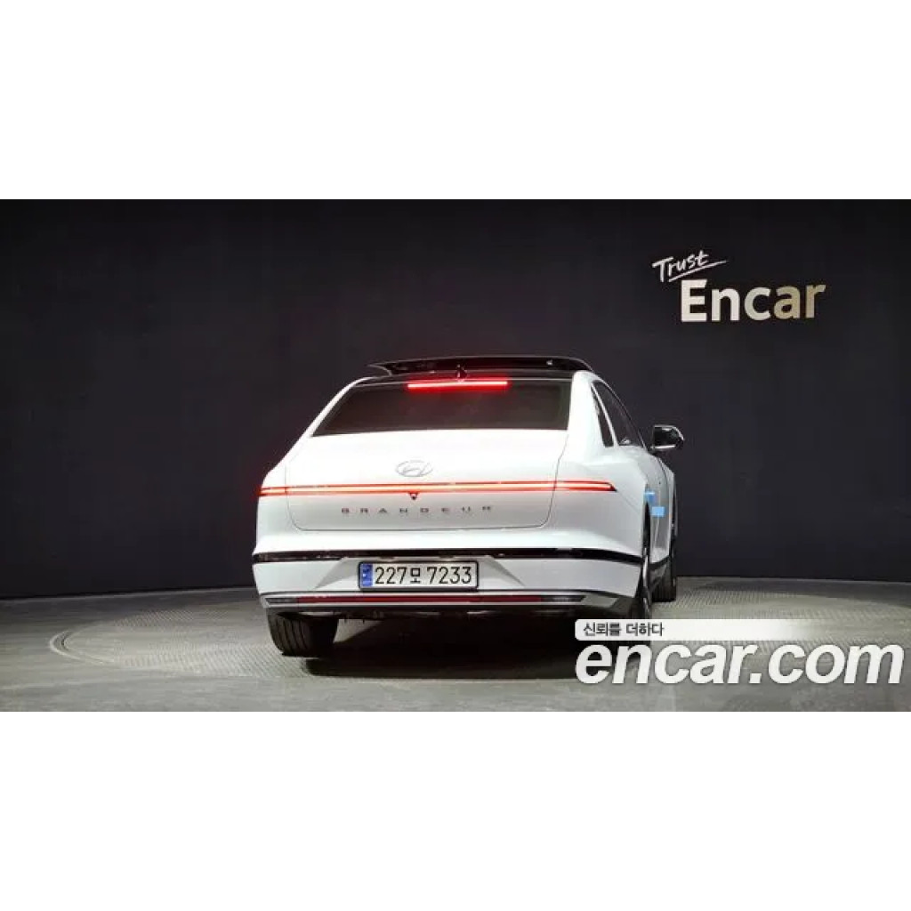 Hyundai Grandeur 2024 г.