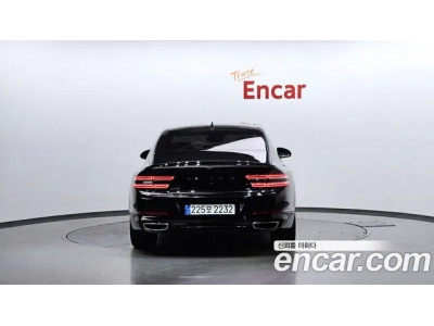 Genesis G80 2023 г.