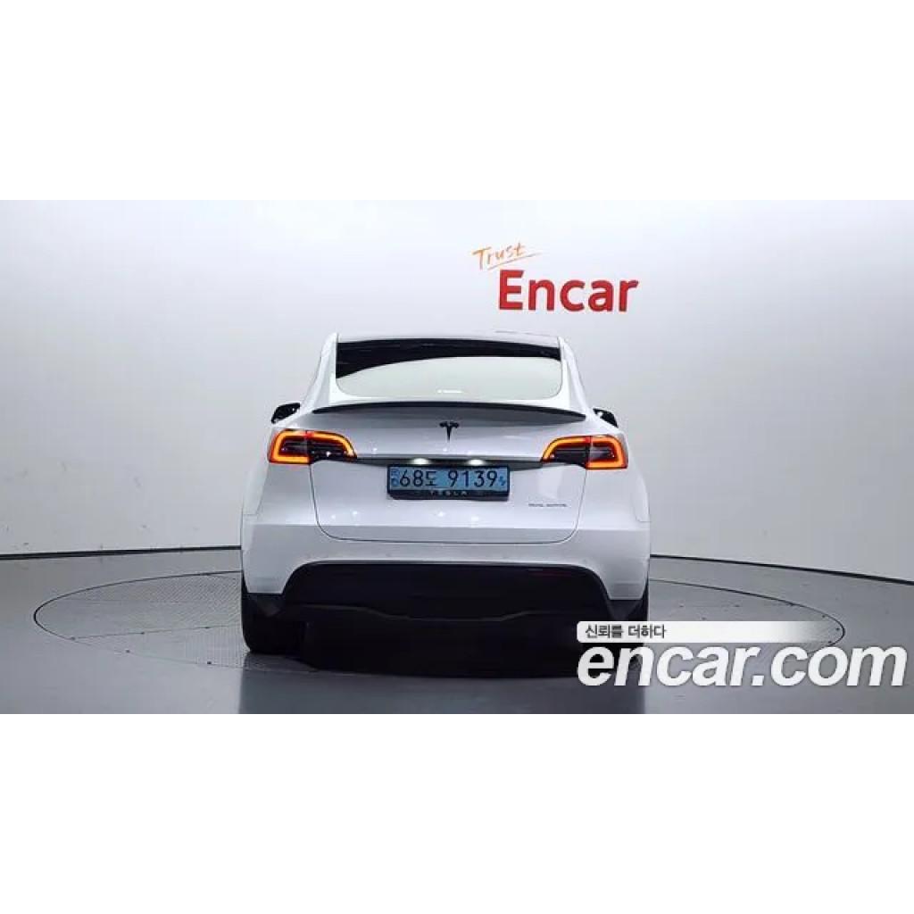 Tesla Model Y 2021 г.